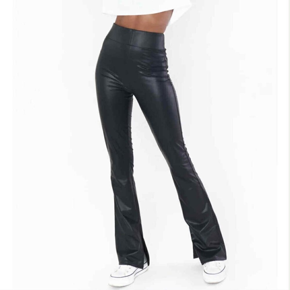 NWT SHOW ME YOUR MUMU Nashville Flare Vegan Leather Pants Black XS & L - Picture 4 of 11